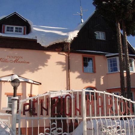 Penzion Villa Marion มาเรียอานซเกลาซนี ภายนอก รูปภาพ